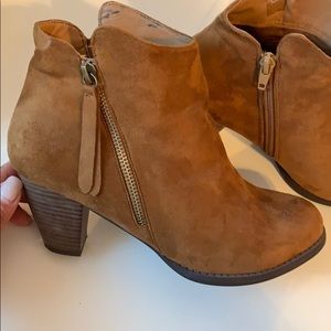 Suede Cognac Just Fab booties.